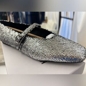 Katy Perry Collections Silver Textured Flats